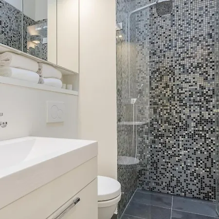 Apartamento Moderne Fewo, Stilvoll Eingerichtet Uber 2 Etagen Mit Terrasse, Friesische Strasse 85a